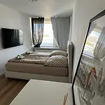 Zentrales Apartment in Düsseldorf mit Balkon